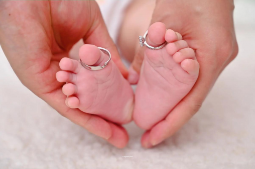 太原怀孕肚子一边高一边低